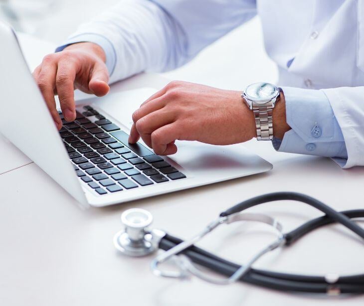 The HIPAA Privacy Rule and online patient forms 